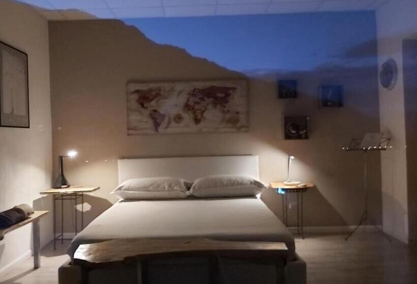 キングサイズベッドのスタンダードルーム, B&b Valchisone