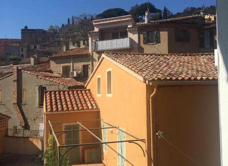 חדר סטנדרט, Coeur De Village