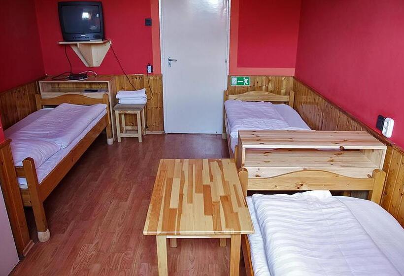 スタンダードルーム, Kispipa Panzió