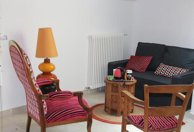 غرفة ديلوكس, La Jourdane