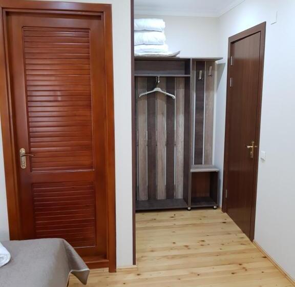 اتاق استاندارد سه نفره, Villa