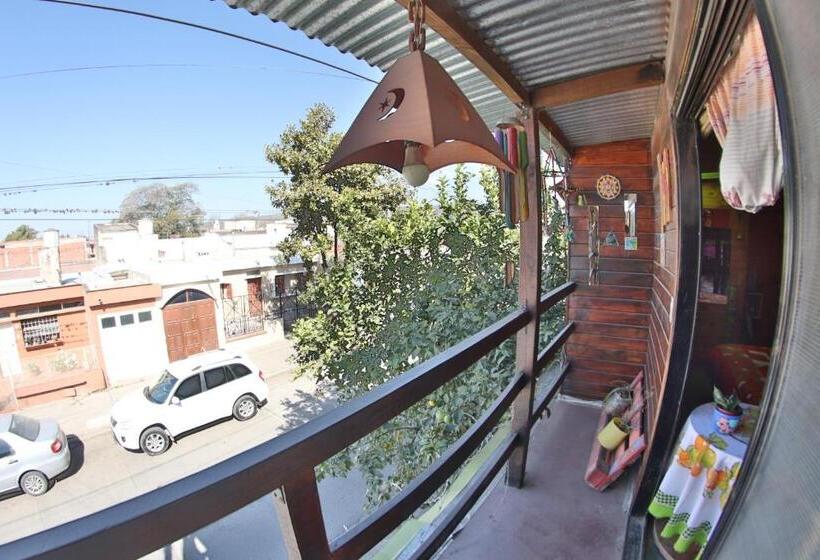 Семейный Номер, Casita Del Arbol Hostel