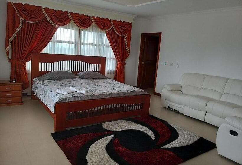 带大床的套房, Confort Cafetero