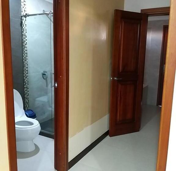 带大床的套房, Confort Cafetero