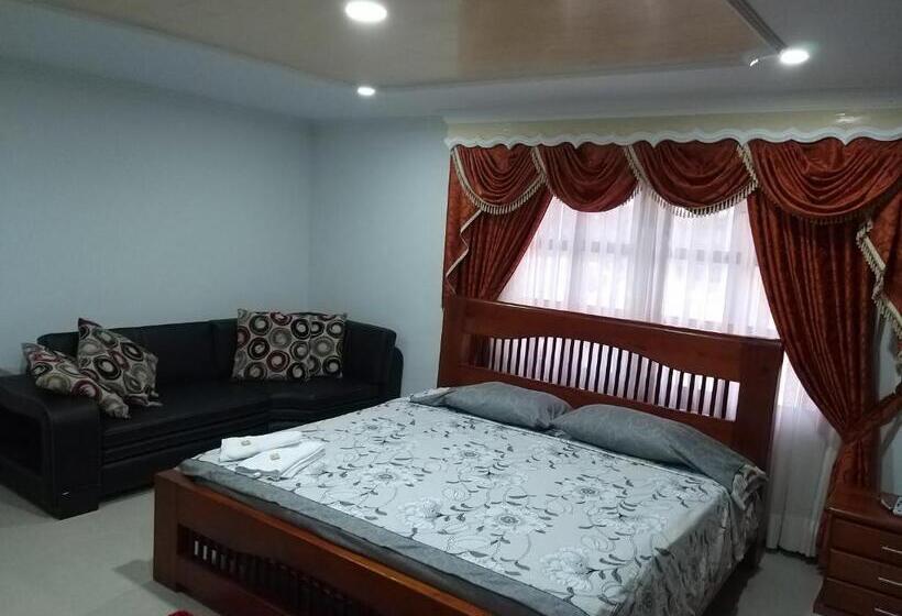 带大床的套房, Confort Cafetero