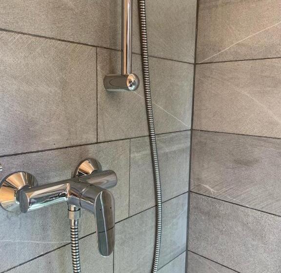 اتاق استاندارد با چشم‌انداز, Ski