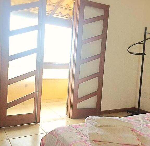 اتاق سه نفره دلوکس با چشمانداز دریا, Casa Das Fragatas Cama E Café