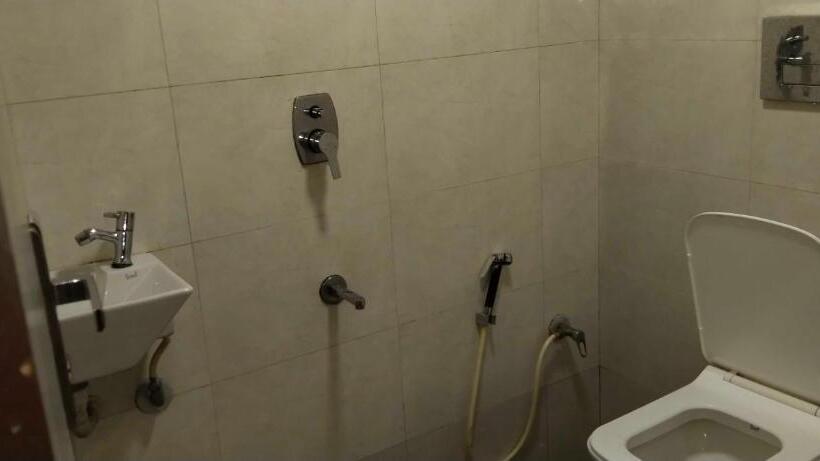 اتاق کلاسیک سه تخته, Super Hotel O Sakinaka Andheri Kurla Road