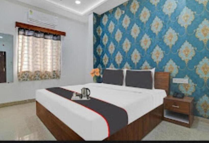 غرفة قياسية, Shivaay,indore