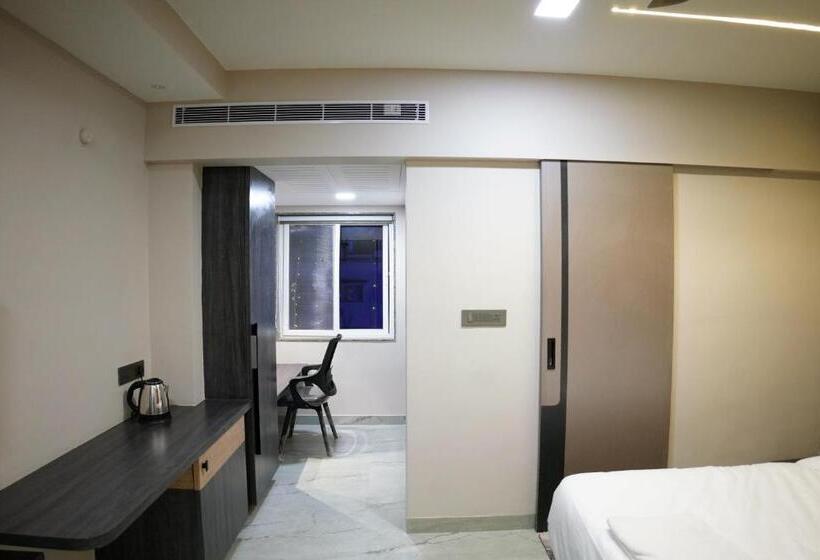 غرفة ديلوكس, Woodland