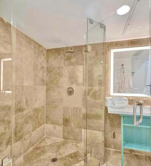 شقة غرفة واحدة مطلة على حمام السباحة, Park Place South Of Fifth