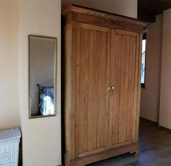 Standard Neljän Hengen Huone, Adagio Guesthouse