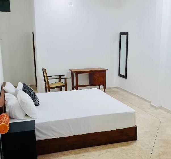 اتاق استاندارد, Canmin Guest House