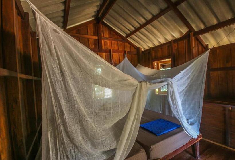 オーシャンビューのスタンダードバンガロー, Hornbill Bungalow Koh Chang Ranong