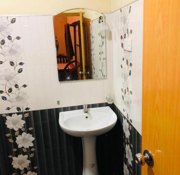 اتاق استاندارد سه نفره, Sigiri Peaceful Home Stay