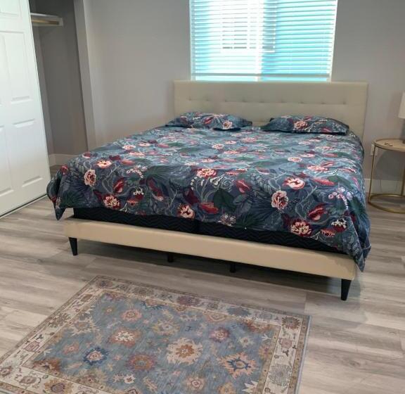 Семейный Номер, Private In New Appartment Withbath
