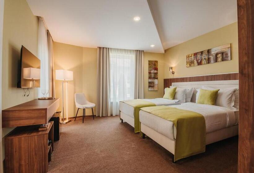 标准间, Pensiunea Gambrinus