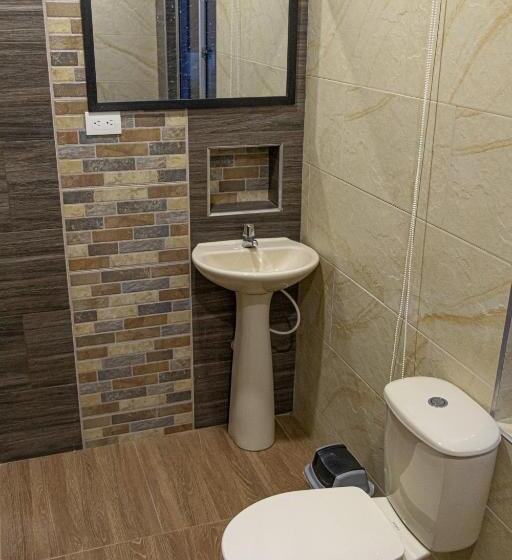 四人标准间, Maranta