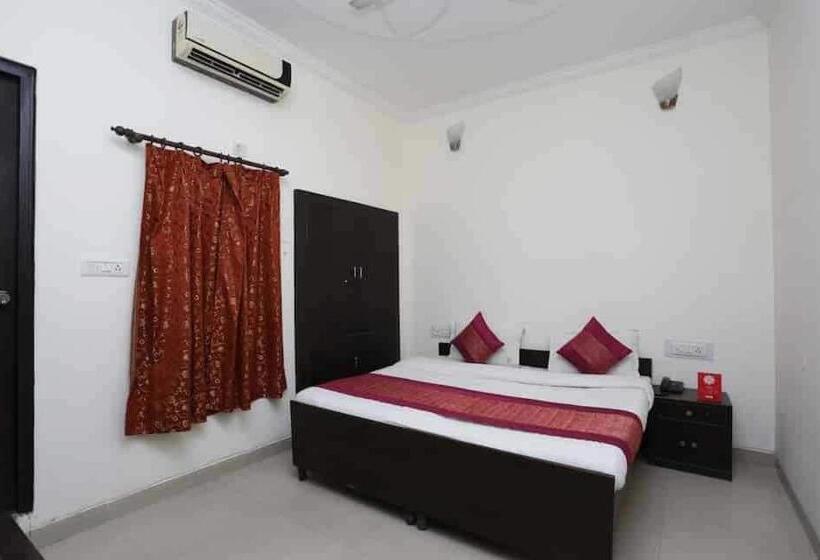 Трехместный Номер Классика, Oyo Le Grande Guest House