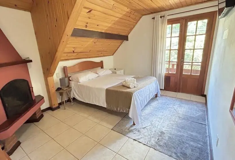 Suit Deluxe, Pousada Flor De Lua Monte Verde