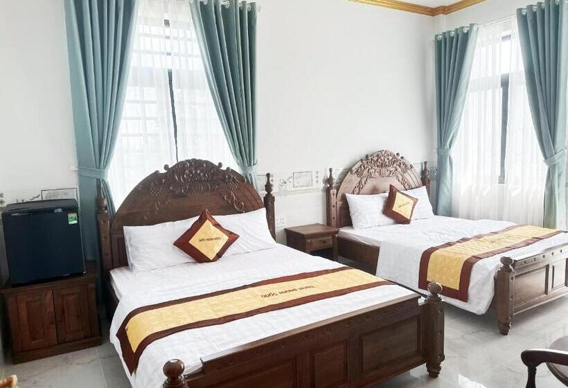 اتاق لوکس چهار تخته, Quốc Hương