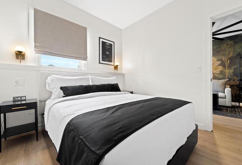 سوییت لوکس, Zindel