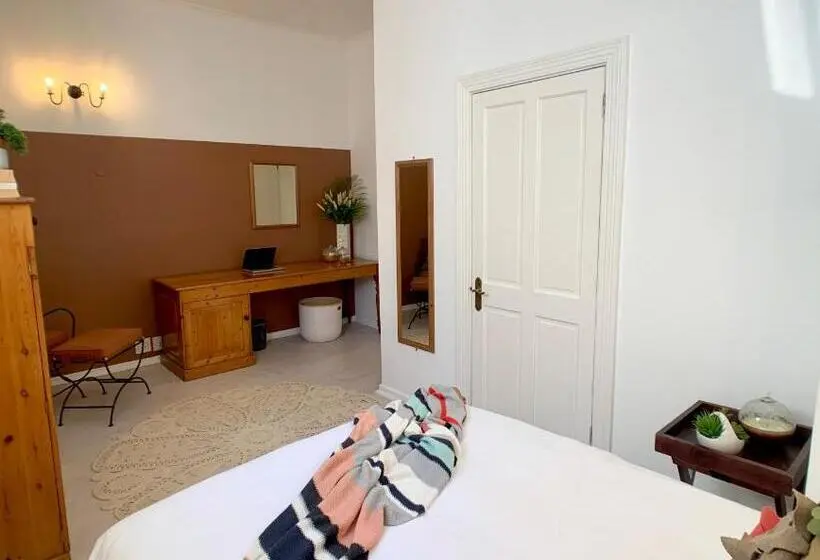 Standard Yhden Hengen Huone, Dale Court Guest House