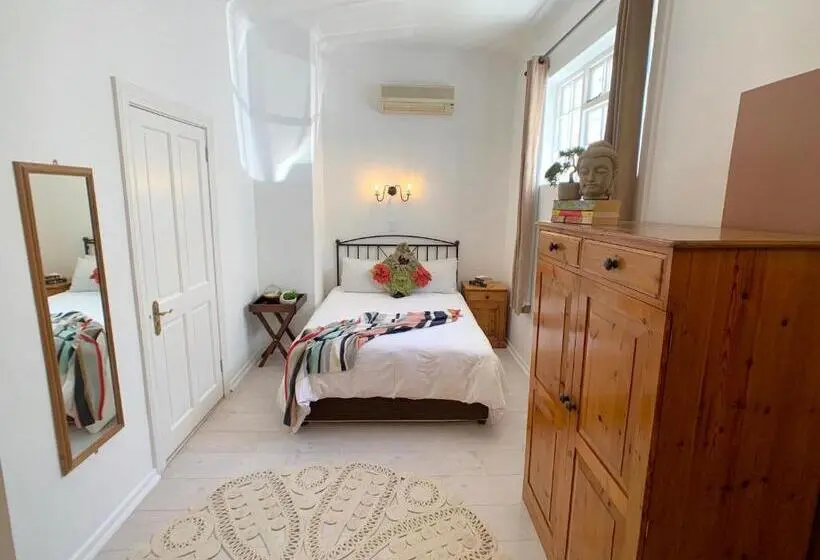 Standard Yhden Hengen Huone, Dale Court Guest House