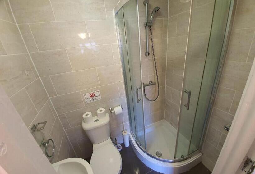 スタンダードルーム, Ilford Rooms