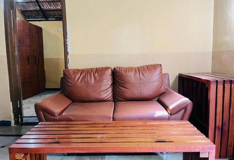 חדר דלוקס, Hlc Ayurveda And Nature Cure