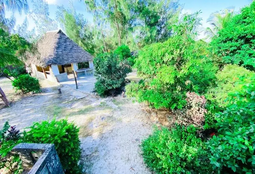 Standard-huone Puutarhanäkymä, Bwejuu Garden View Bungalows