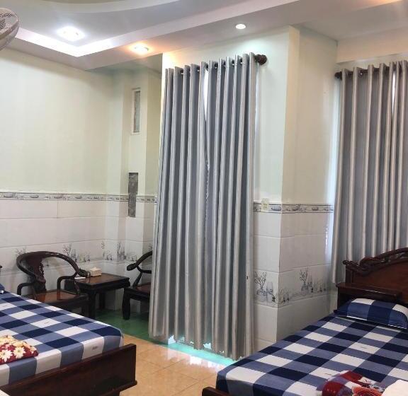 اتاق استاندارد چهار تخته, Nhà Nghỉ Bình Minh 0vat