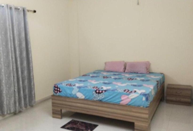 Трехместный Номер Классика, Collection O Saria Hotel & Banquet Hall