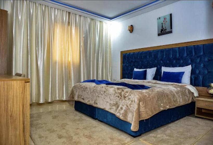 Номер Стандарт, Hôtel Badraoui