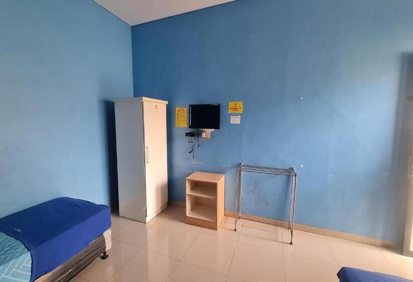 Номер Deluxe, Oyo 93360 Wisma Subur