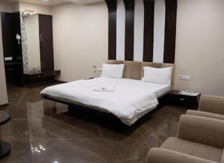 اتاق لوکس, Pearl Palace Rajkot