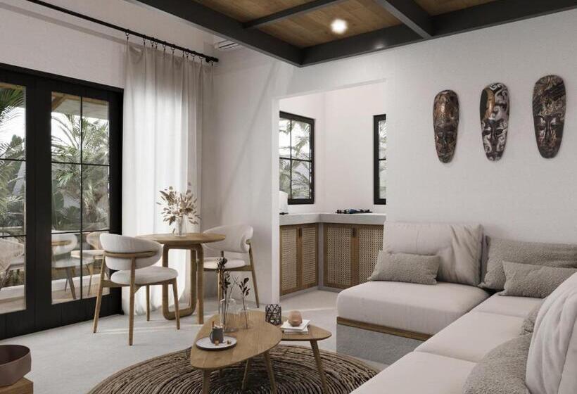 דירת חדר עם טרסה, Sarang Apartments By Evdekimi Ubud