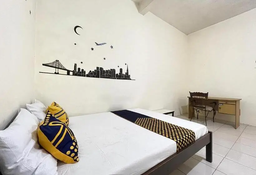 Economy Zimmer, Spot On 93398 Sudimoro Guest House
