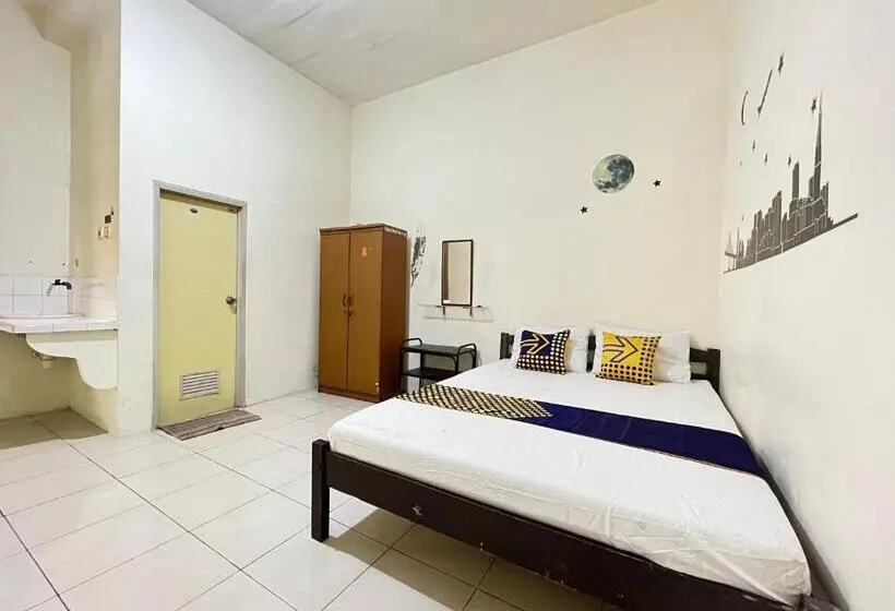 Economy Zimmer, Spot On 93398 Sudimoro Guest House