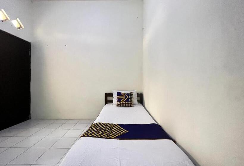 シングルベーシックルーム, Spot On 93398 Sudimoro Guest House
