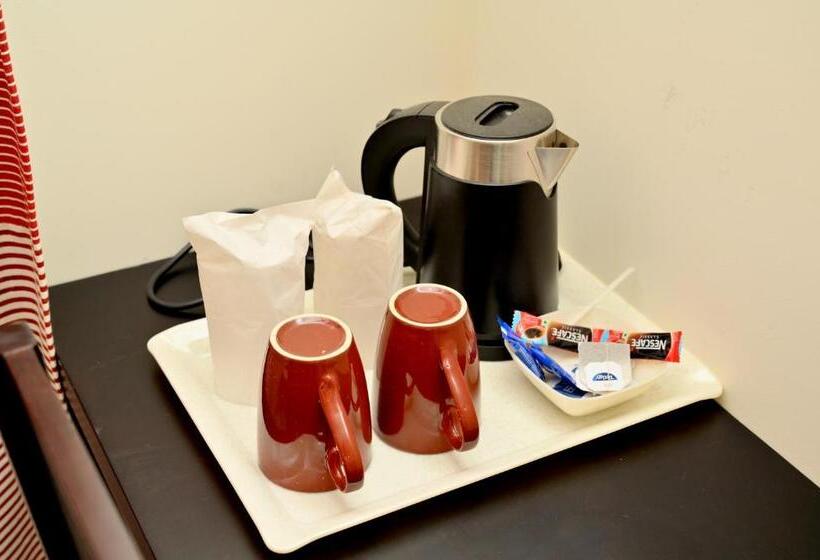 فيلا غرفة نوم واحدة مع مسبح, The Peace  A 2bhk Luxury Private Pool Villa