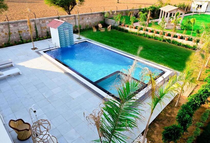 别墅: 1间卧室带游泳池, The Peace  A 2bhk Luxury Private Pool Villa