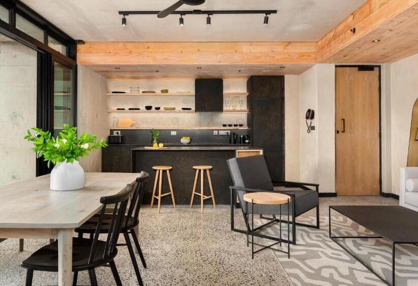 דירת חדר סופריור, Neighbourgood 84 Harrington