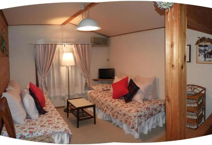 Habitació Triple Estàndard, Snowfall Meteor 飛雪流星