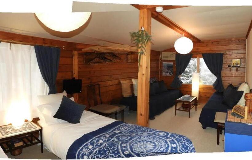 Standard Quadruple Room, Snowfall Meteor 飛雪流星