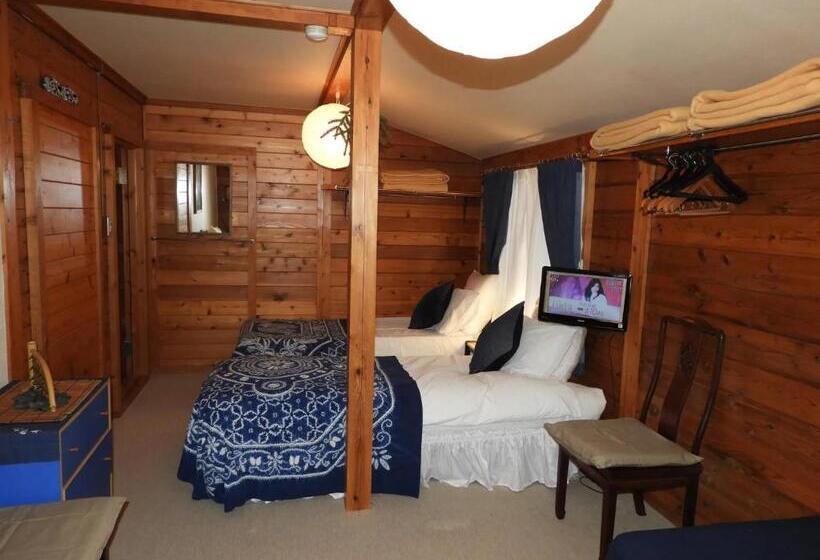 Standard Quadruple Room, Snowfall Meteor 飛雪流星