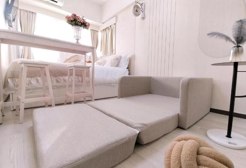 带1个卧室的带阳台的公寓, Z87新宿最中心 東新宿站5分 Shinjuku Center 5 Mins To Station, Max 3p 新宿 涉谷 表参道 池袋 上野 代代木 银座 原宿