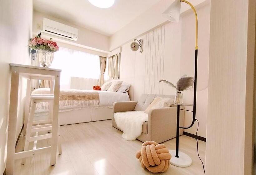 带1个卧室的带阳台的公寓, Z87新宿最中心 東新宿站5分 Shinjuku Center 5 Mins To Station, Max 3p 新宿 涉谷 表参道 池袋 上野 代代木 银座 原宿