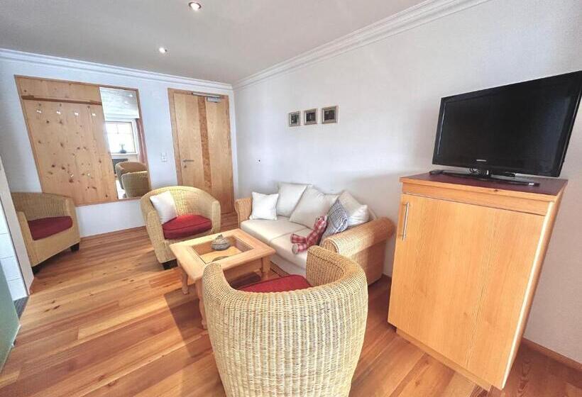 إستوديو قياسى ذو إطلالة, Haus Wallis By Stayfritz   Ski In Ski Out Zimmer  Garni  Am Arlberg