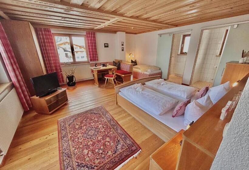 اتاق خانوادگی با چشم‌انداز کوه, Haus Wallis By Stayfritz   Ski In Ski Out Zimmer  Garni  Am Arlberg